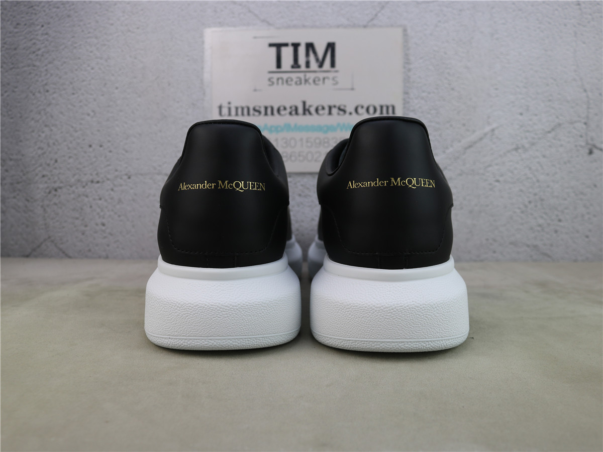 Alexander McQueen Oversized Sneakers Black White Sole 553680WHGP51000